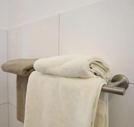 Rentaroom-kassel * Кассель