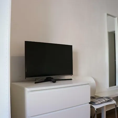 Apartment Rentaroom-kassel *
