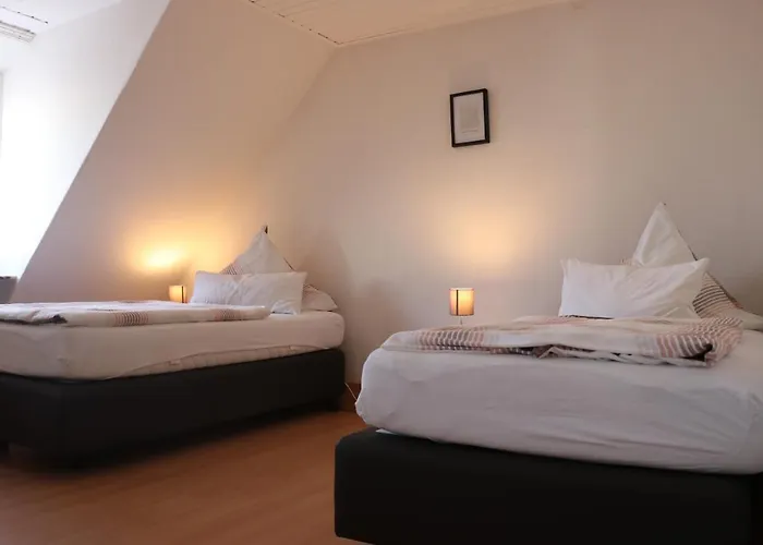 Rentaroom-kassel Apartman *