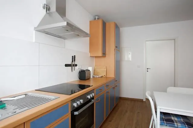 Rentaroom-kassel Apartman *