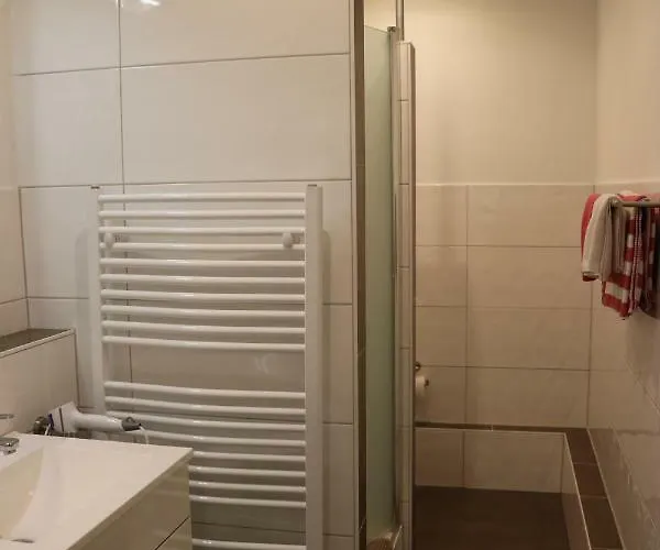 Rentaroom-kassel Apartman