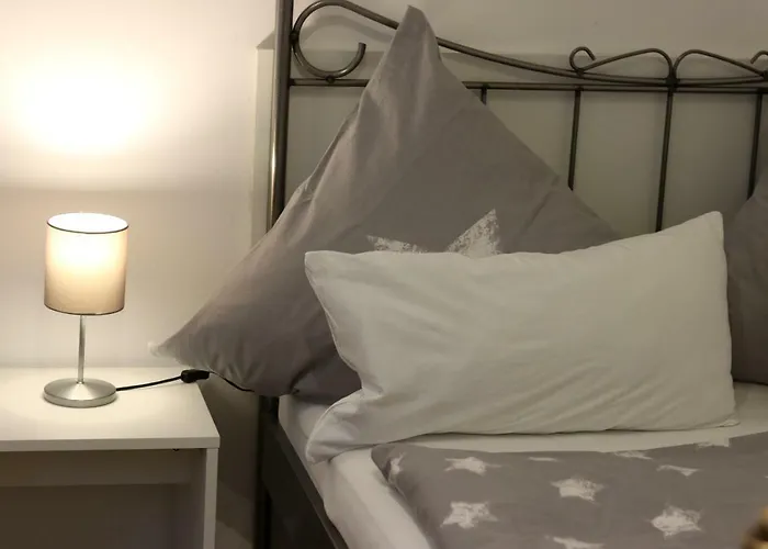 Rentaroom-kassel Apartman *