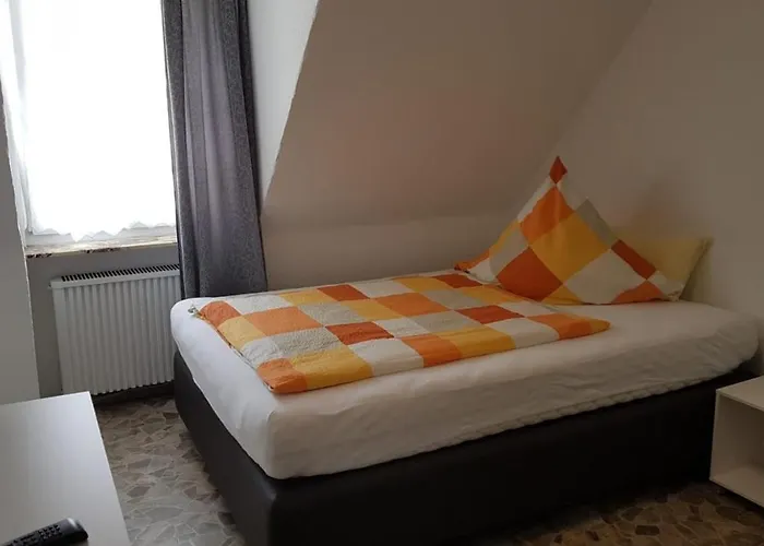 Rentaroom-kassel Apartman *